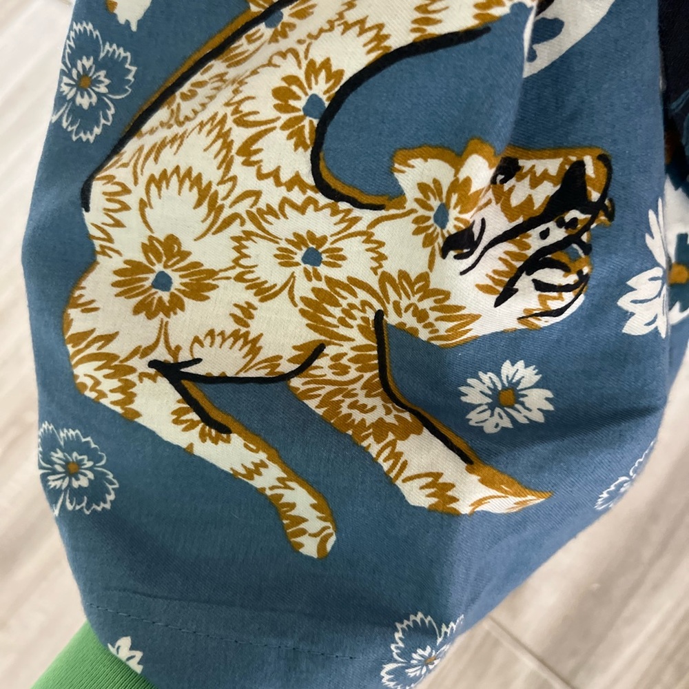 Anthro tiger robe—MEDIUM petite! Super soft.